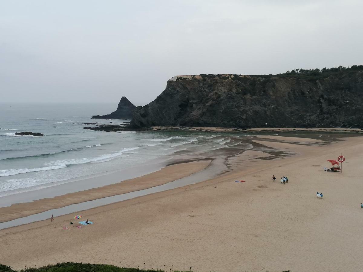 Carlo'S Beach Guest House Praia de Odeceixe Exteriör bild